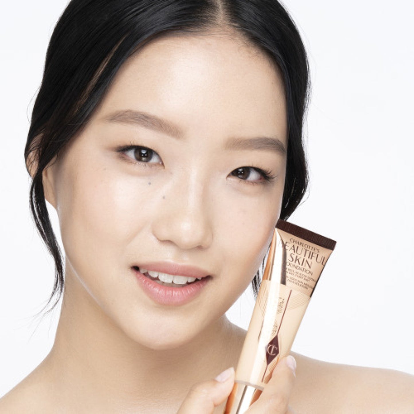 Base de Maquillaje BEAUTIFUL SKIN FOUNDATION CHARLOTTE TILBURY