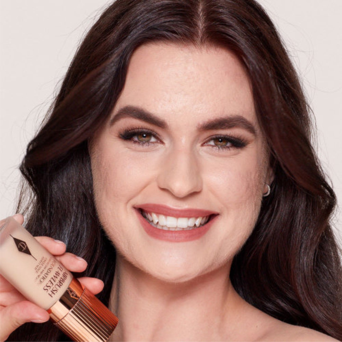 Base de Maquillaje AIRBRUSH FLAWLESS LONGWEAR FOUNDATION CHARLOTTE TILBURY