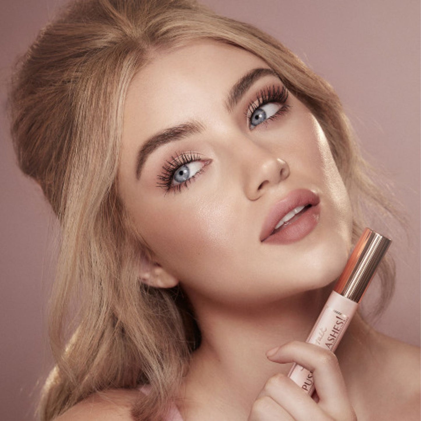 Mascara de Pestañas PILLOW TALK PUSH UP LASHES SUPER BLACK MINI CHARLOTTE TILBURY