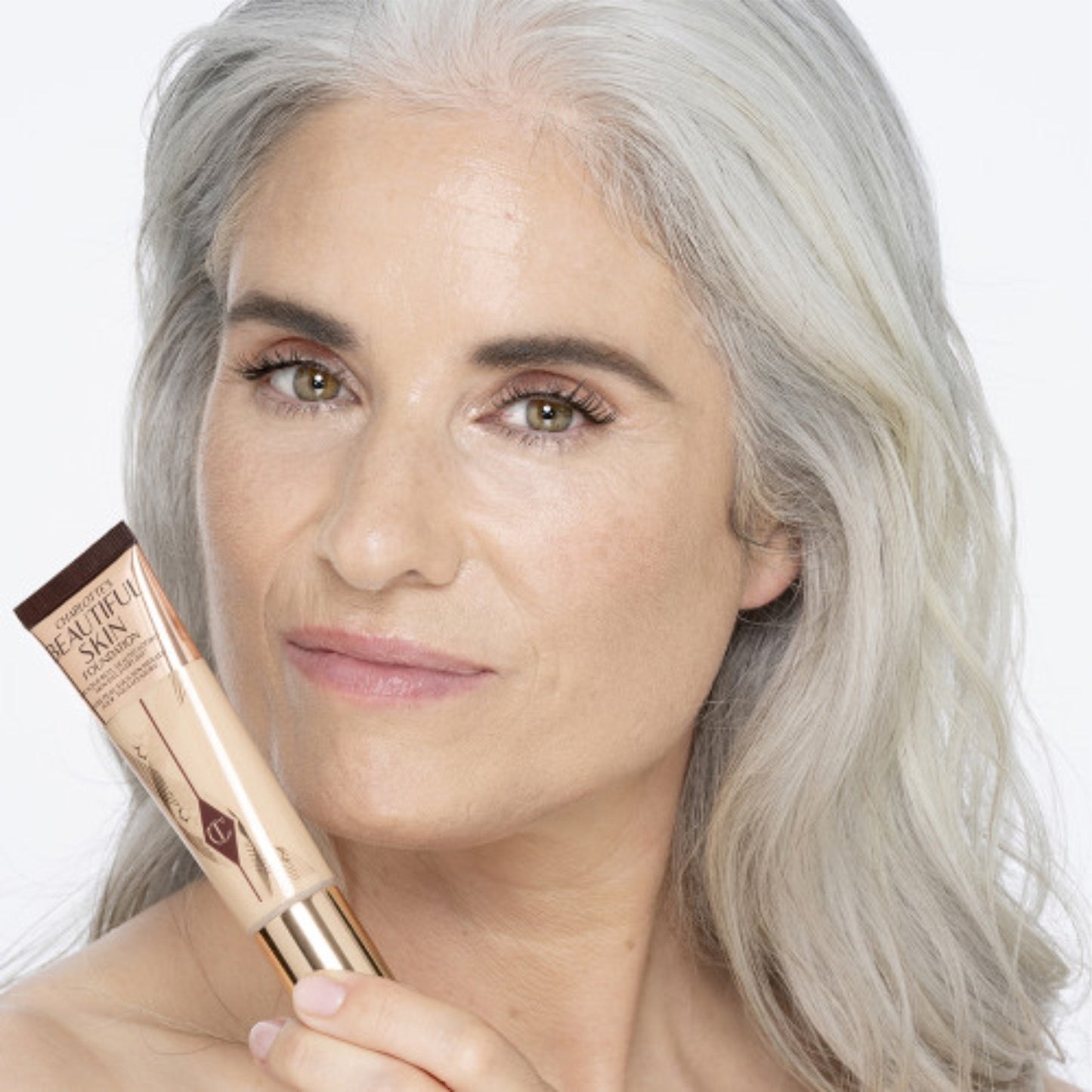 Base de Maquillaje BEAUTIFUL SKIN FOUNDATION CHARLOTTE TILBURY