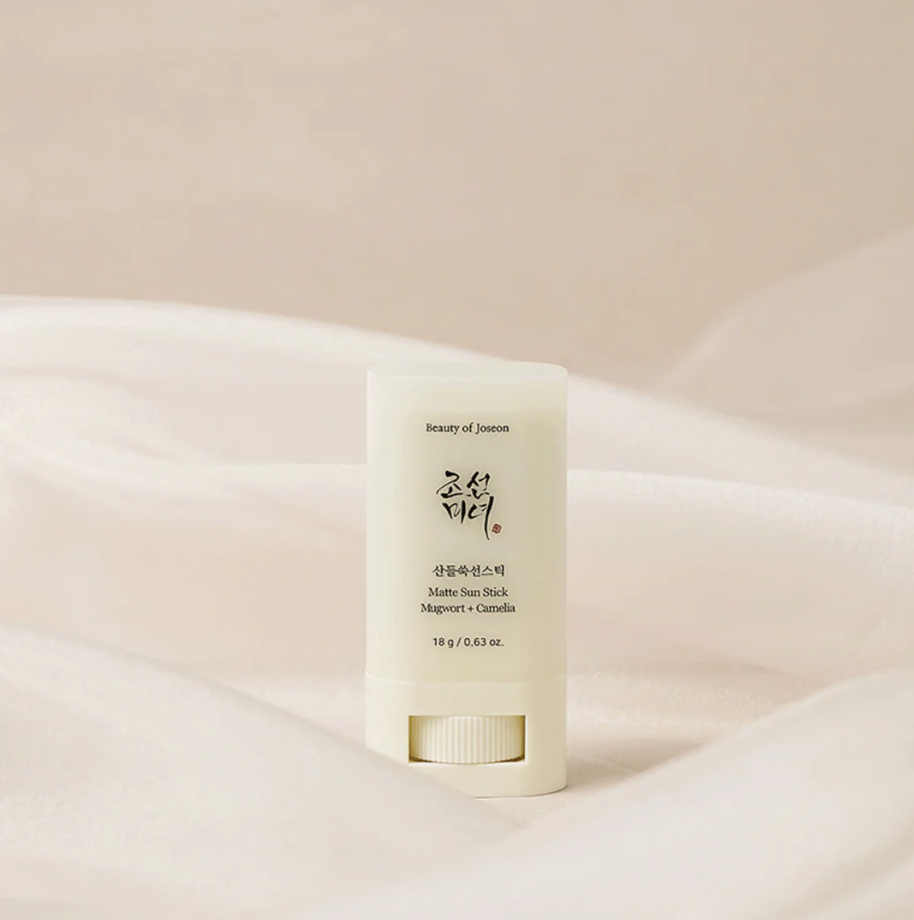 Protector Solar Matte Sun Stick : Mugwort + Camelia BOJ