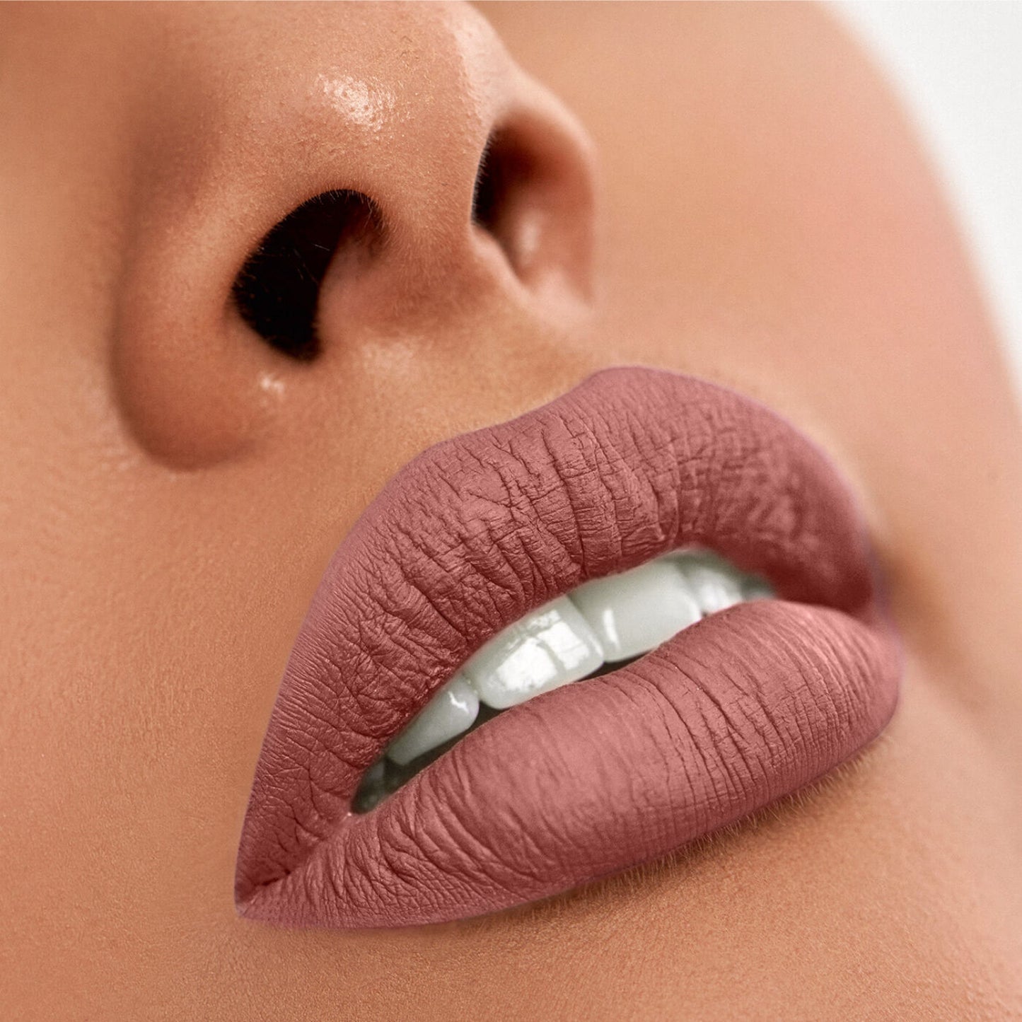 Labial Líquido Matte BLUSH SYRUP ARANTZA COSMETICS