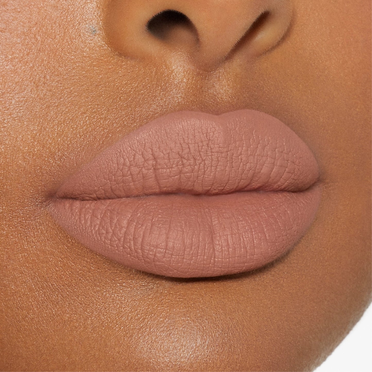 Labial Líquido Mate KIT 701 EXPOSED MATTE KYLIE COSMETICS