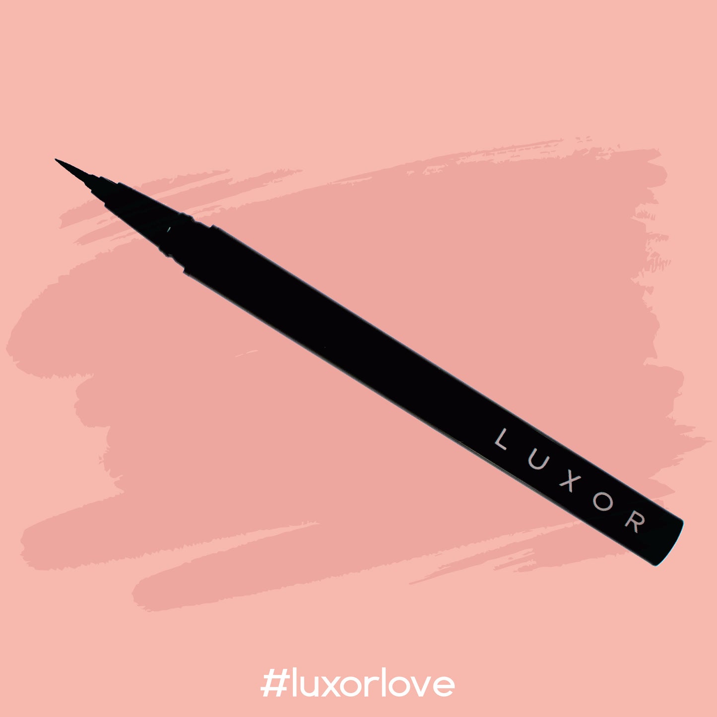 Delineador en Plumin EGYPT LUXOR COSMETICS